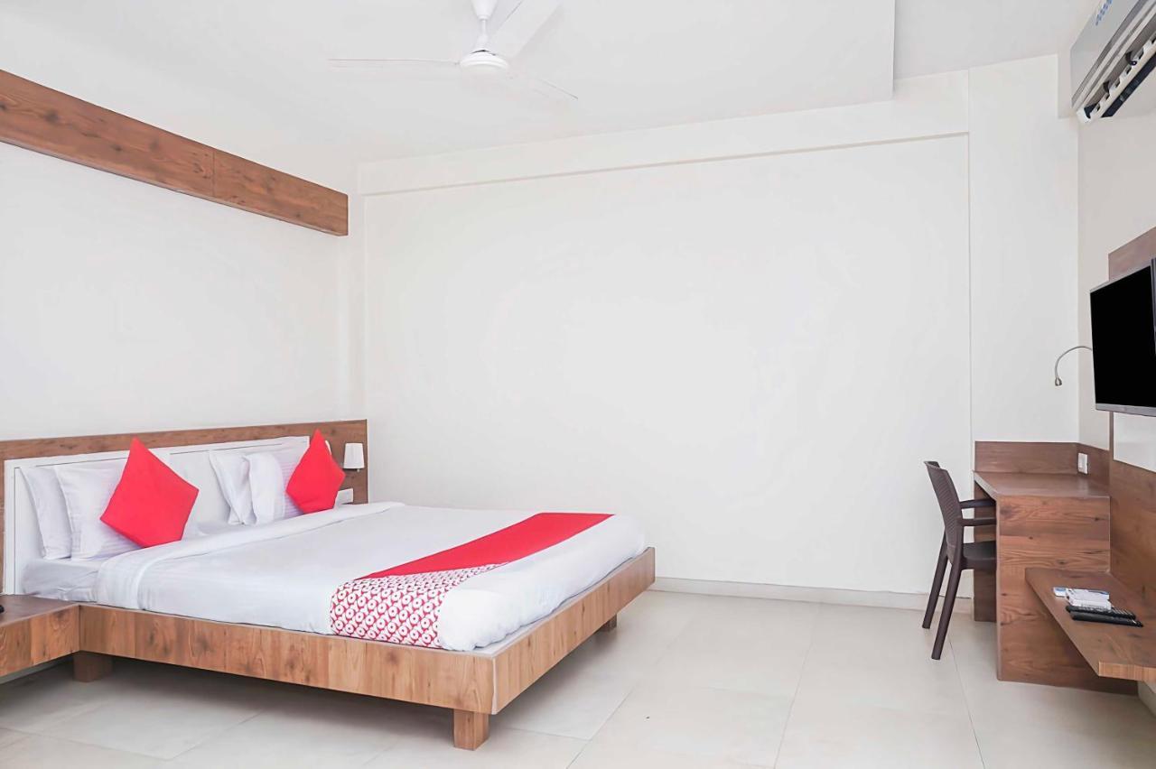 Collection O Sanskruti Resort شيردي المظهر الخارجي الصورة