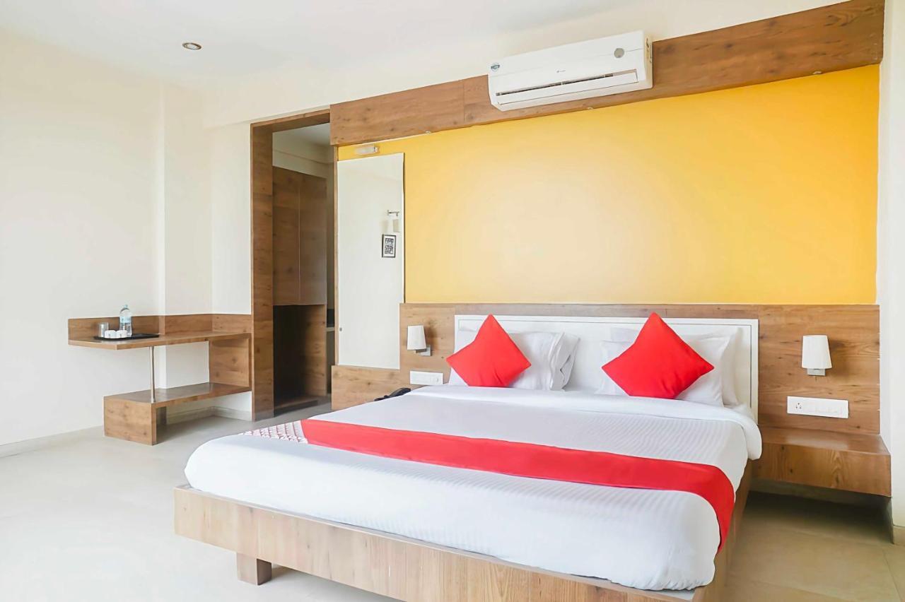 Collection O Sanskruti Resort شيردي المظهر الخارجي الصورة